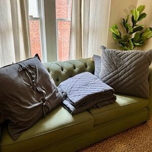 Pottery Barn 2 Dark Grey Twin Comforters + Large Pillows and Cases